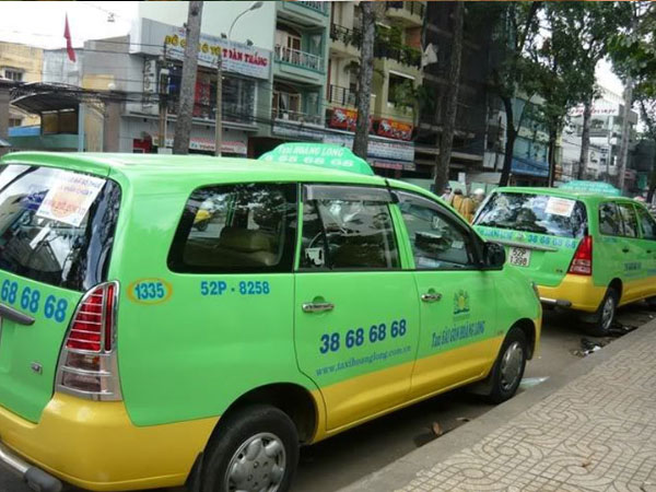 Taxi Hoang Long sai gon