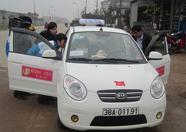 TAXI RONG VIET