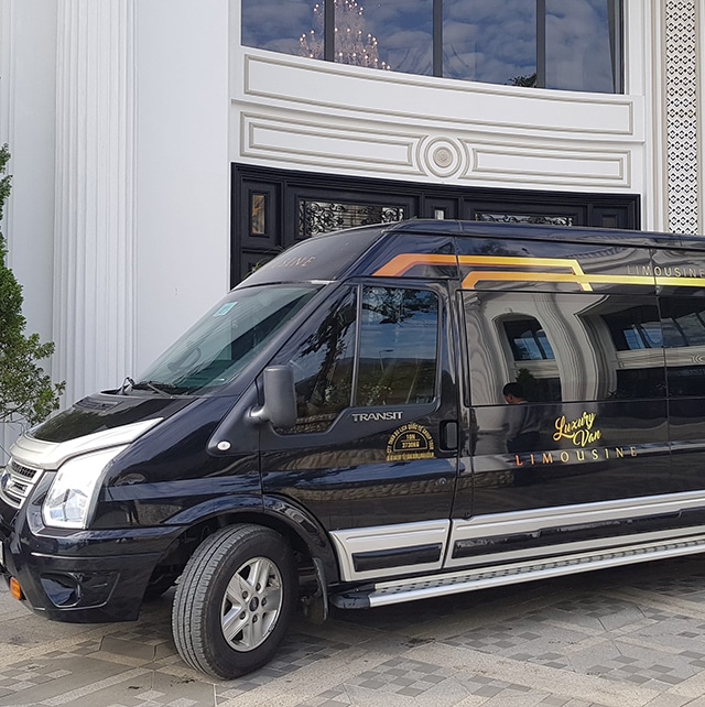 Nhà xe Luxury Van Limousine 