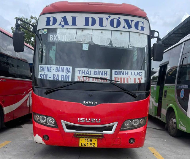 Xe 45 chỗ nhà xe Đại Dương từ Vĩnh Niệm đi Chi Nê
