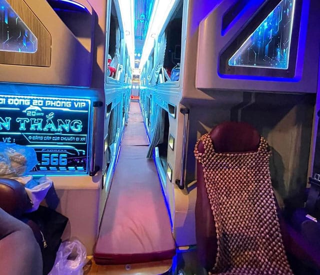 Nội thất xe limousine cabin 24 phòng của nhà xe Toàn Thắng