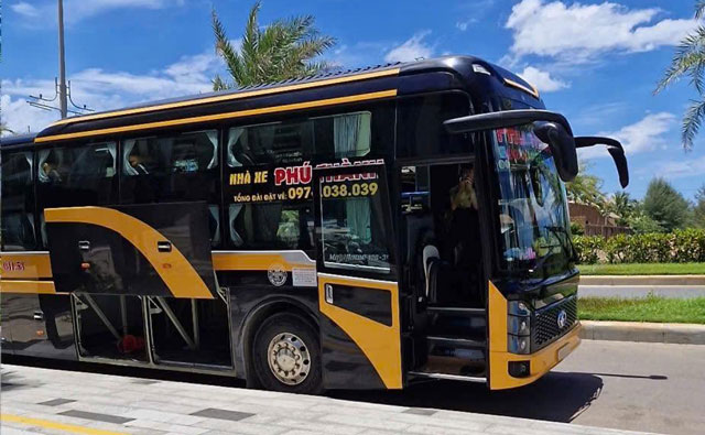 Xe limousine 34 phòng cao cấp của nhà xe Phú Thành Hà Tĩnh