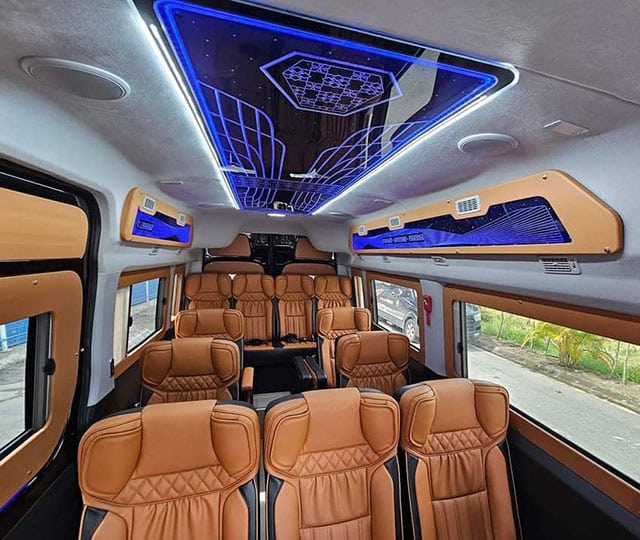 Xe limousine 16 chỗ nhà xe Anh Khôi Giao Thủy Hà Nội