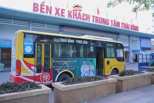 Xe buýt Phiệt Học tại bến xe khách Thái Bình