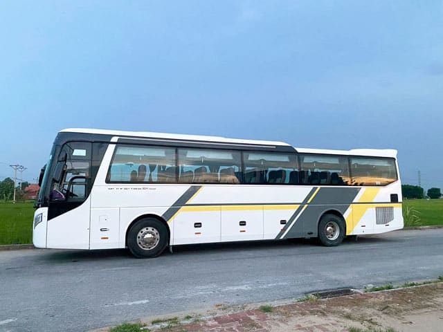 Xe khách Hưng Yên Hạ Long Xuân Gấm nhận đưa đón đoàn du lịch, thuê xe cưới hỏi, tham quan
