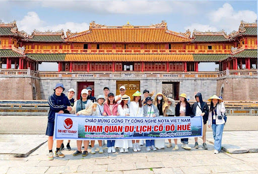 Đại Việt Tourist đã có nhiều năm tổ chức tour Huế từ Đà Nẵng.