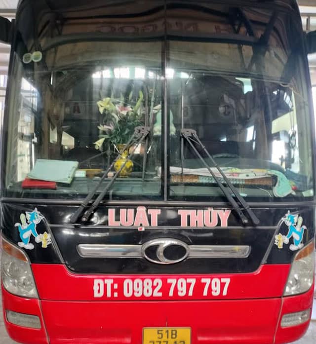 Xe khách Bắc Nam Luật Thùy