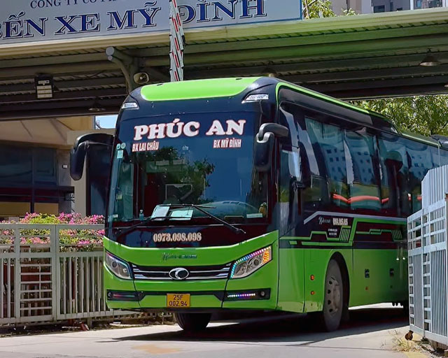 Nhà xe Phúc An Lai Châu đang xuất bến Mỹ Đình